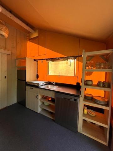 Luxe Safaritent Medley 5 Persoons Op Camping Rijsterbos Exterior photo